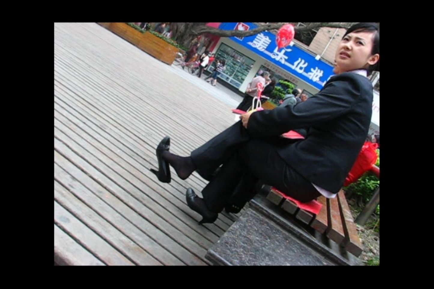 streetsnapdangl[00 03 12][20181128 233233 9]